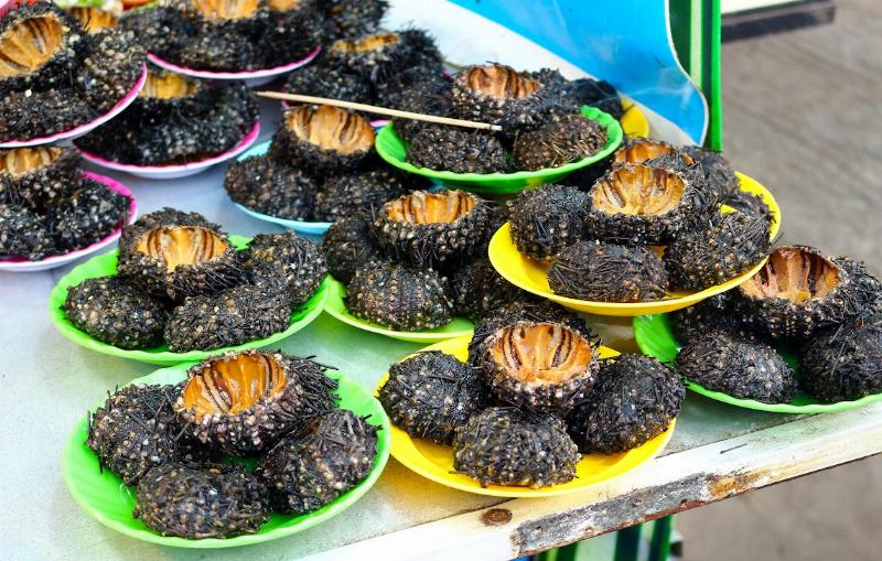 Cảng Rạch Giá vào một ngày nắng đẹp, thuận lợi cho vận chuyển hàng hóa