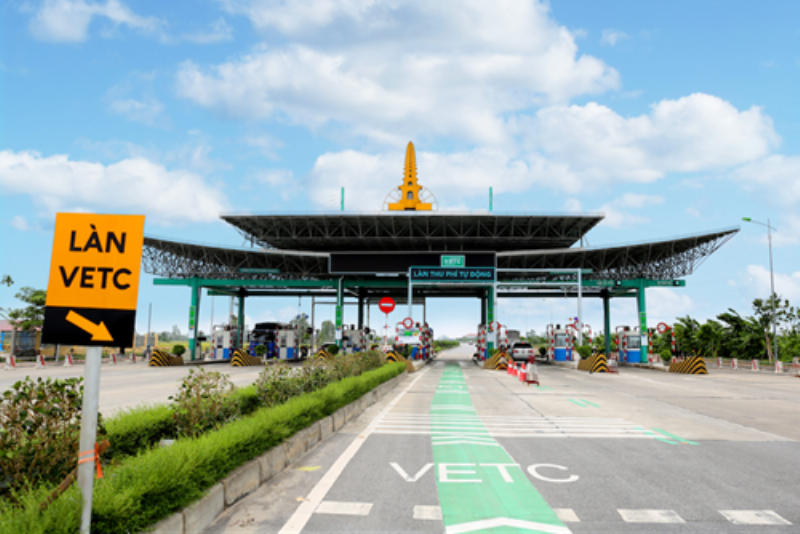 Bản đồ hiển thị khoảng cách và các tuyến đường chính từ Bắc Ninh đến Hà Nội cho xe tải.
