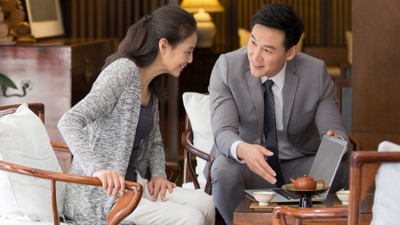Học sinh quản lý tiền kiếm được, học cách chi tiêu và tiết kiệm hợp lý